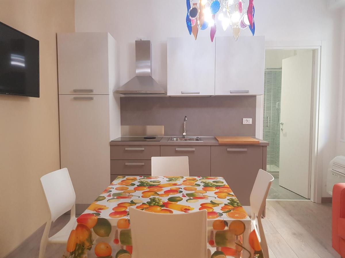 Cristina Sweet Home Savona Esterno foto