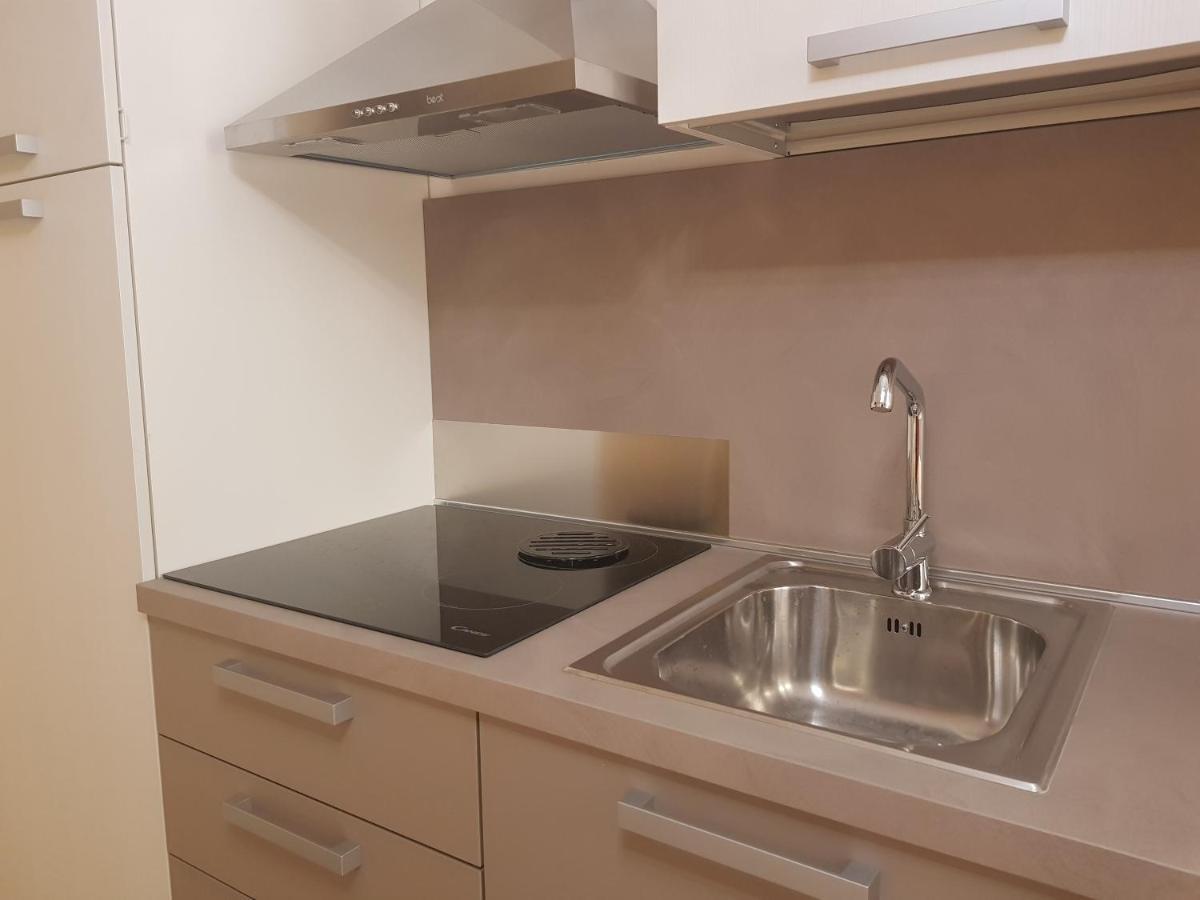 Cristina Sweet Home Savona Esterno foto