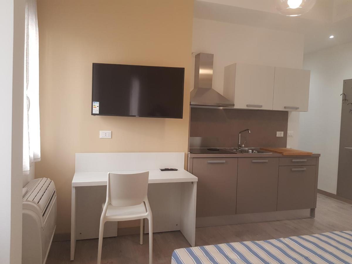Cristina Sweet Home Savona Esterno foto